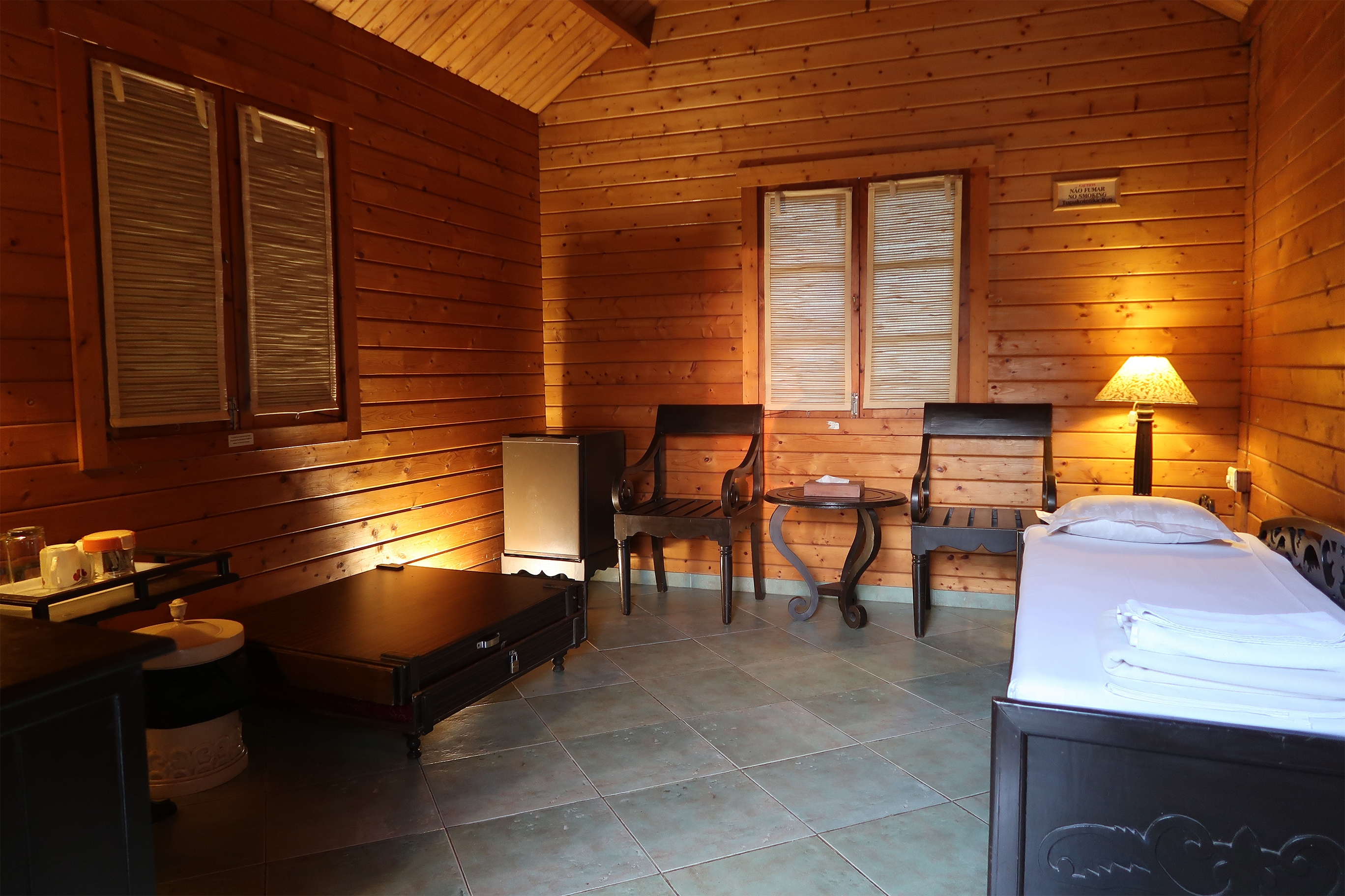 Suite Wooden Cottage Interior
